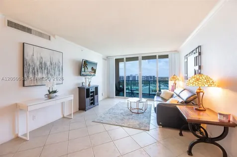2501 S Ocean Drive Hollywood FL 33019