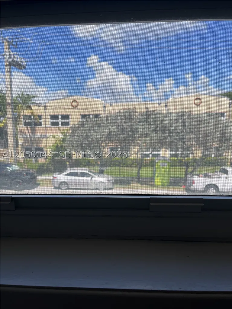 1000 SE 15th Street Fort Lauderdale FL 33316