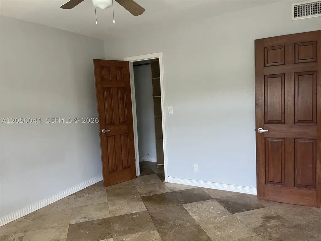 1000 SE 15th Street Fort Lauderdale FL 33316