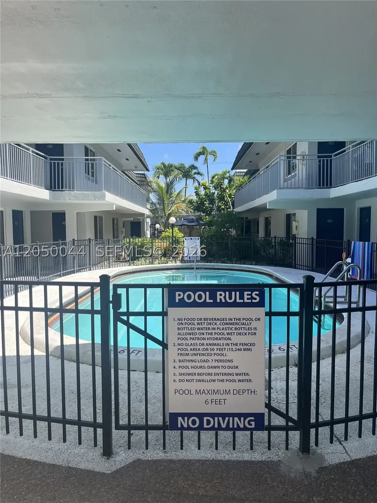 1000 SE 15th Street Fort Lauderdale FL 33316