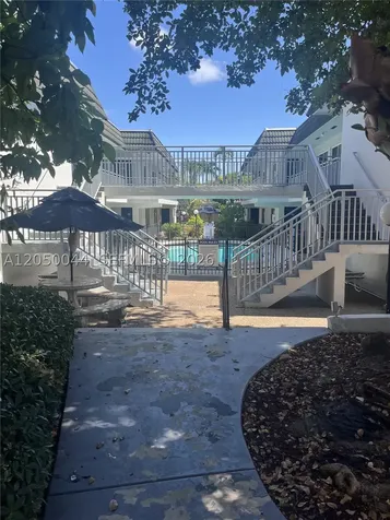 1000 SE 15th Street Fort Lauderdale FL 33316