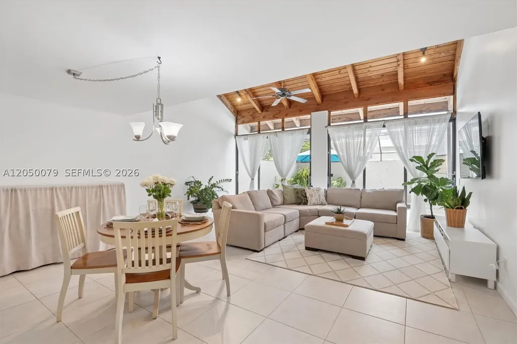 11213 NW 14th Court Pembroke Pines FL 33026