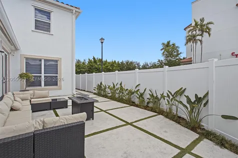 16930 SW 90th Street Miami FL 33196