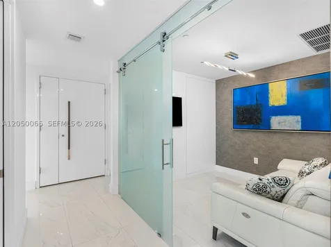 650 NE 32nd Street Miami FL 33137