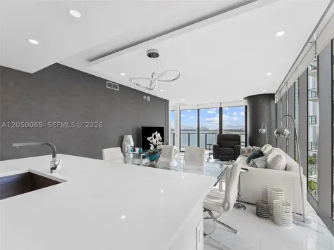 650 NE 32nd Street Miami FL 33137