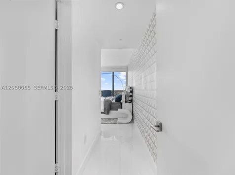 650 NE 32nd Street Miami FL 33137