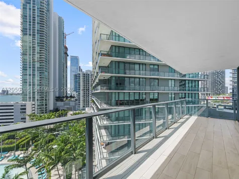 650 NE 32nd Street Miami FL 33137