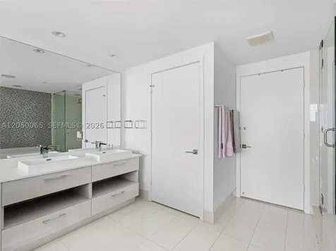 650 NE 32nd Street Miami FL 33137