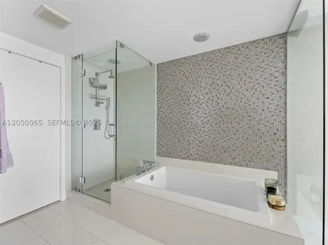 650 NE 32nd Street Miami FL 33137