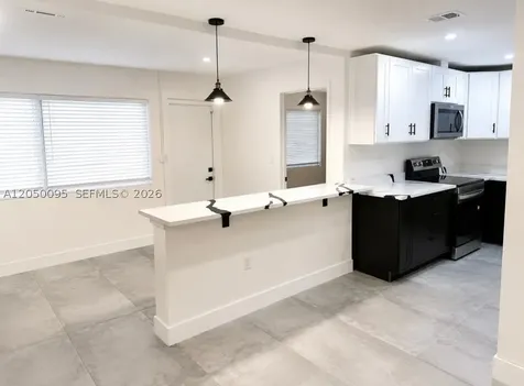 1039 NE 17th Avenue Fort Lauderdale FL 33304
