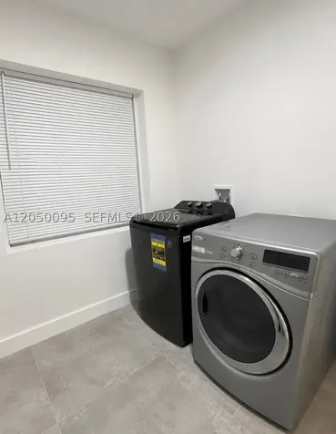 1039 NE 17th Avenue Fort Lauderdale FL 33304