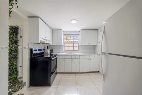 416 NW 58th Avenue Miami FL 33126