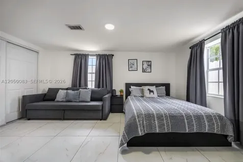 416 NW 58th Avenue Miami FL 33126