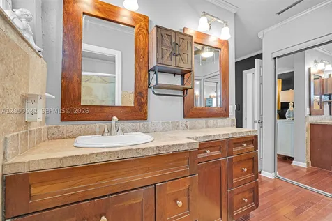 6952 SW 149th Terrace Palmetto Bay FL 33158