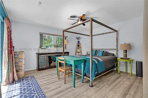 6952 SW 149th Terrace Palmetto Bay FL 33158