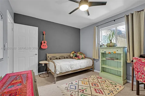6952 SW 149th Terrace Palmetto Bay FL 33158