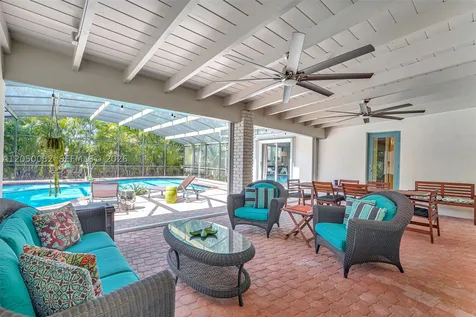 6952 SW 149th Terrace Palmetto Bay FL 33158