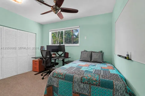 6952 SW 149th Terrace Palmetto Bay FL 33158