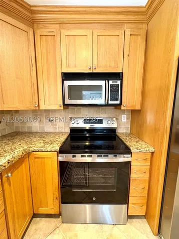 9833 NW 5th Court Plantation FL 33324