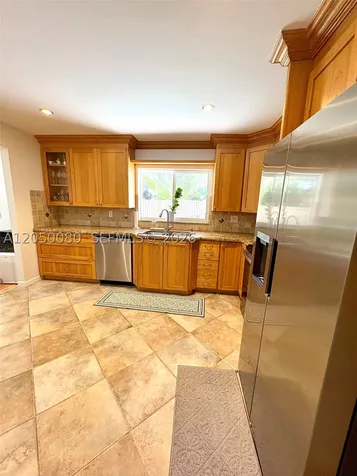 9833 NW 5th Court Plantation FL 33324
