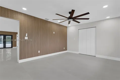 17640 SW 52nd Court Southwest Ranches FL 33331