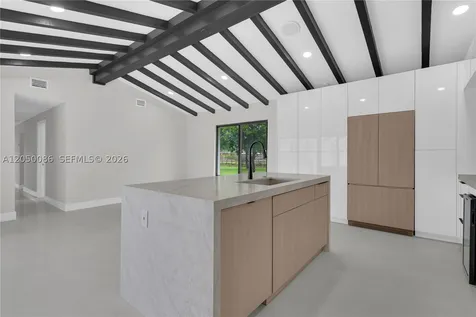 17640 SW 52nd Court Southwest Ranches FL 33331