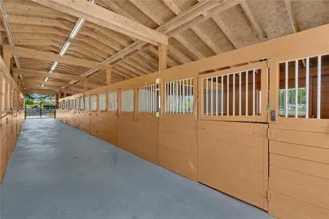 17640 SW 52nd Court Southwest Ranches FL 33331