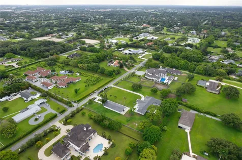 17640 SW 52nd Court Southwest Ranches FL 33331