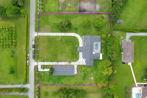 17640 SW 52nd Court Southwest Ranches FL 33331