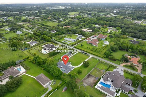 17640 SW 52nd Court Southwest Ranches FL 33331