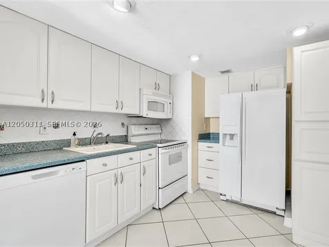 9273 Collins Avenue Surfside FL 33154