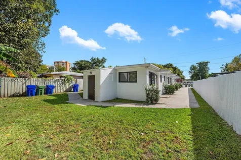 1911 NW 30th Street Miami FL 33142