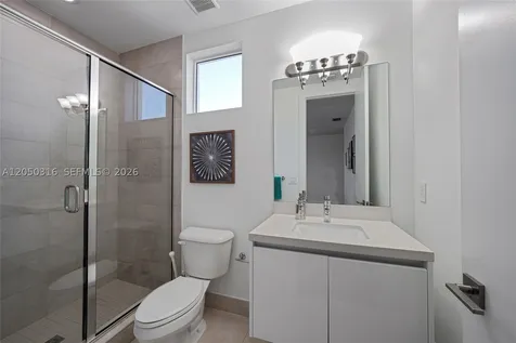 7515 NW 99th Avenue Doral FL 33178