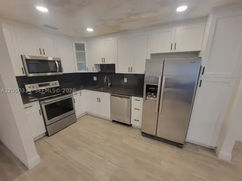 1009 NW 88th Avenue Plantation FL 33322
