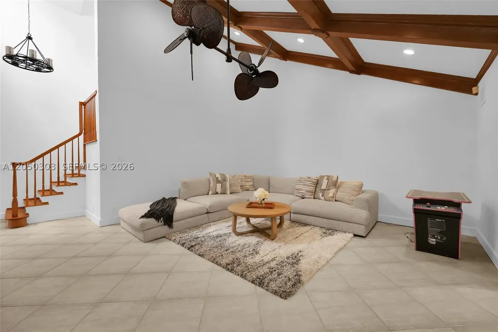 6879 Palm Grove Court Palm Beach Gardens FL 33418