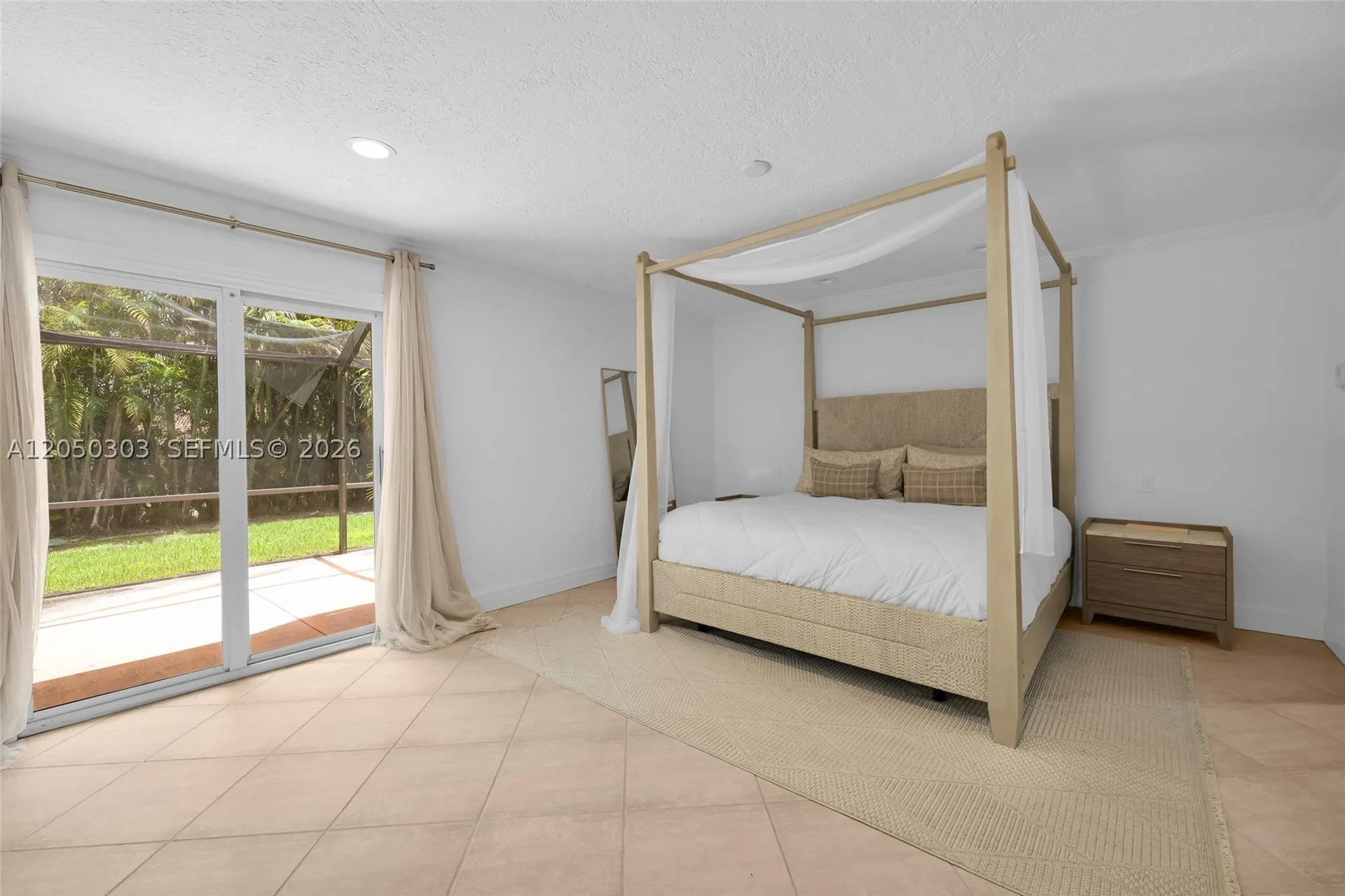 6879 Palm Grove Court Palm Beach Gardens FL 33418