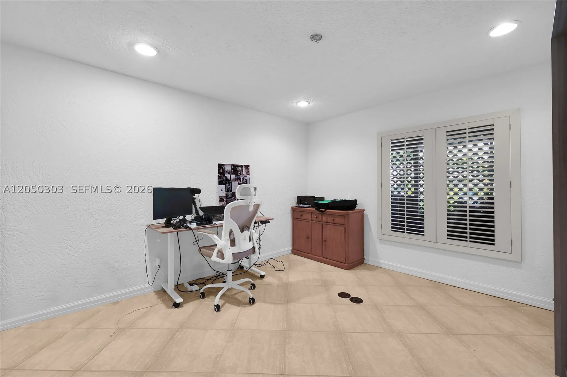 6879 Palm Grove Court Palm Beach Gardens FL 33418