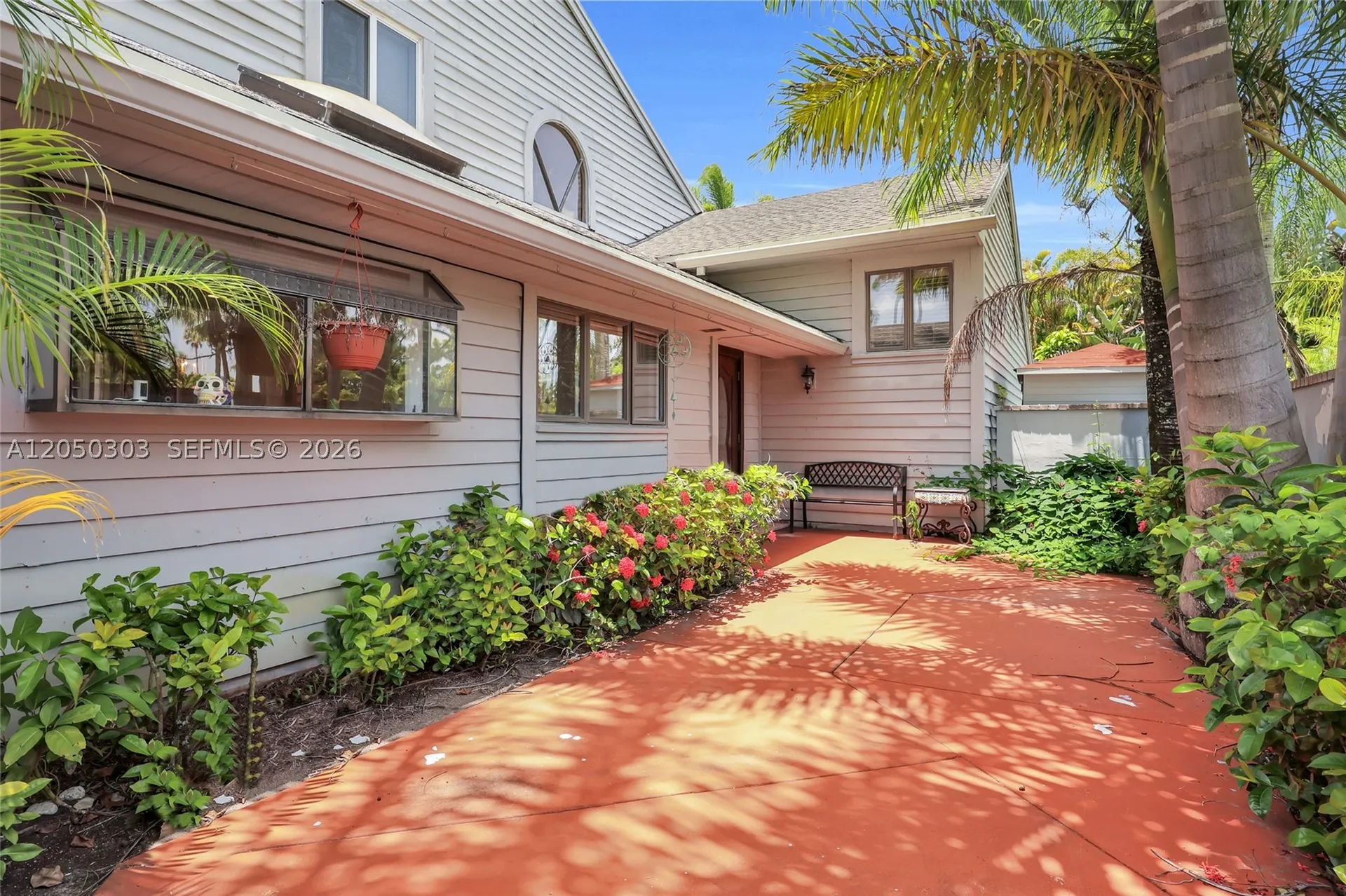 6879 Palm Grove Court Palm Beach Gardens FL 33418