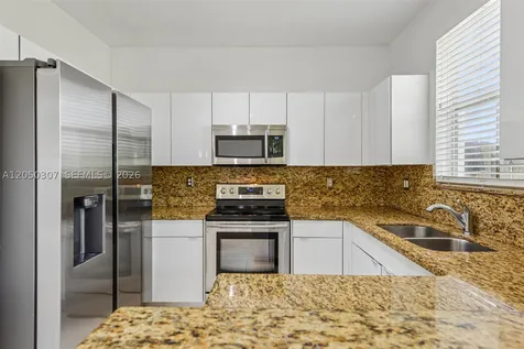 8188 NW 108th Place Doral FL 33178