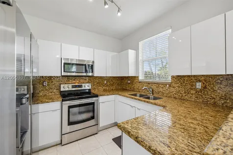 8188 NW 108th Place Doral FL 33178