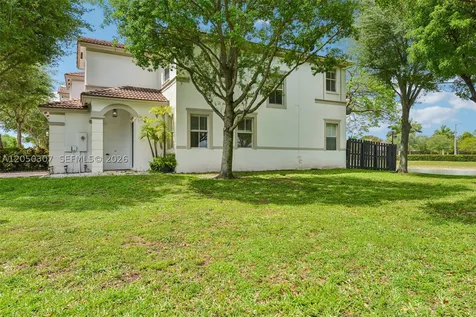 8188 NW 108th Place Doral FL 33178