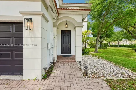 8188 NW 108th Place Doral FL 33178