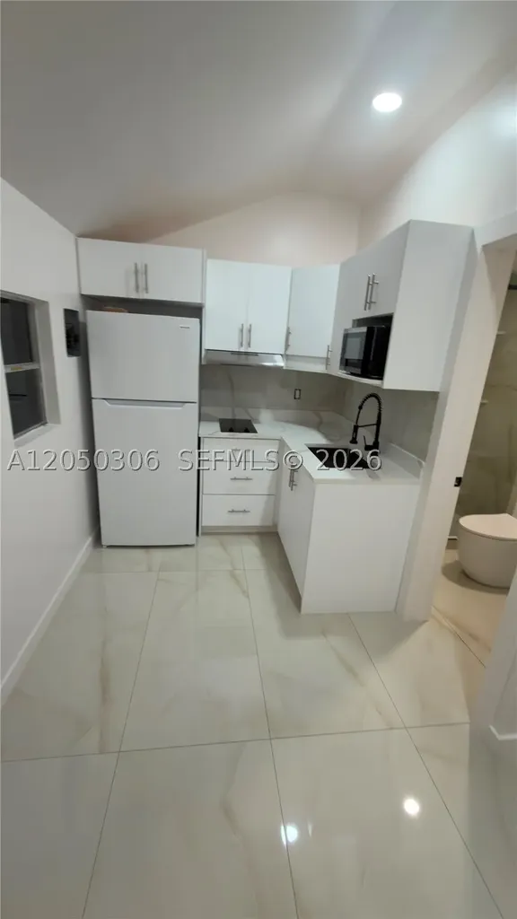 1150 SW 9th Avenue Deerfield Beach FL 33441