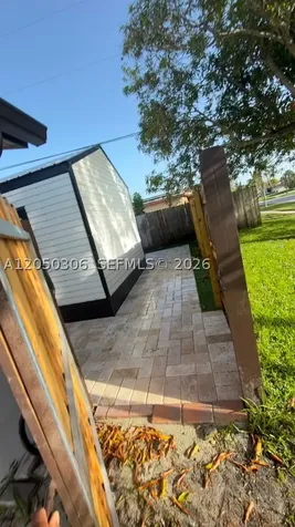 1150 SW 9th Avenue Deerfield Beach FL 33441