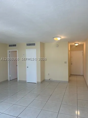 2899 Collins Avenue Miami Beach FL 33140