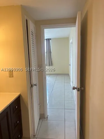 2899 Collins Avenue Miami Beach FL 33140