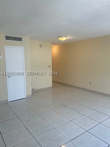 2899 Collins Avenue Miami Beach FL 33140