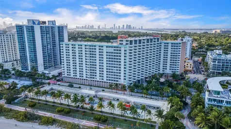 2899 Collins Avenue Miami Beach FL 33140