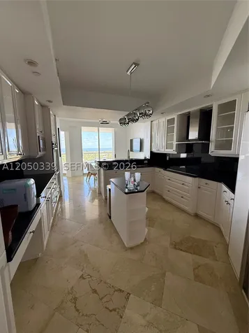 21200 Point Place Aventura FL 33180
