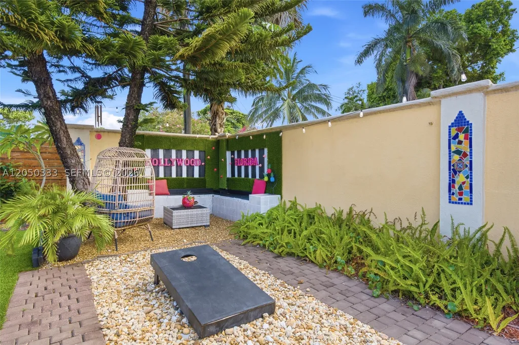 2538 Liberty Street Hollywood FL 33020